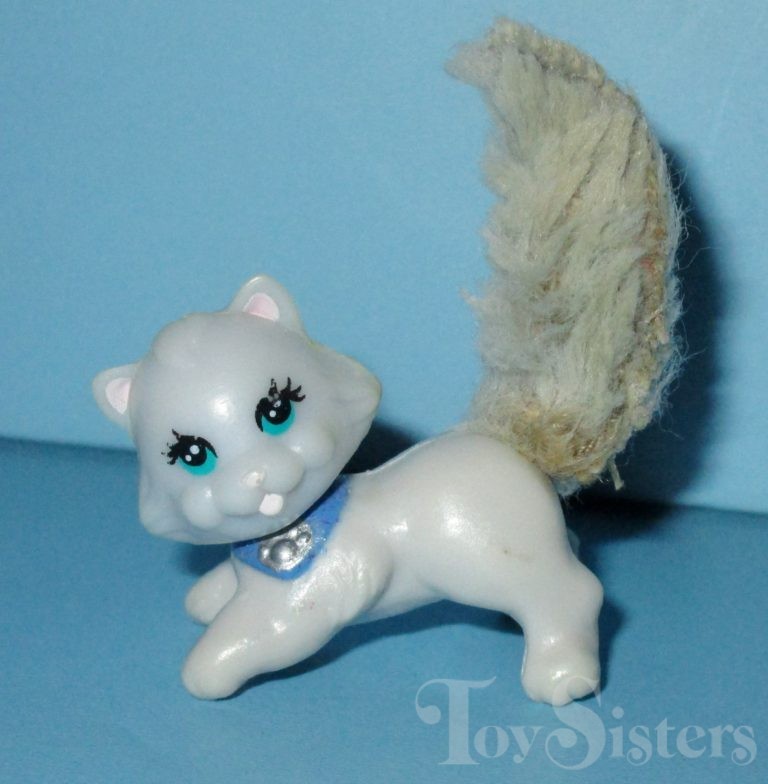 1995 Littlest Pet Shop Sparkling Pets Hungry Kitties with EatItUp