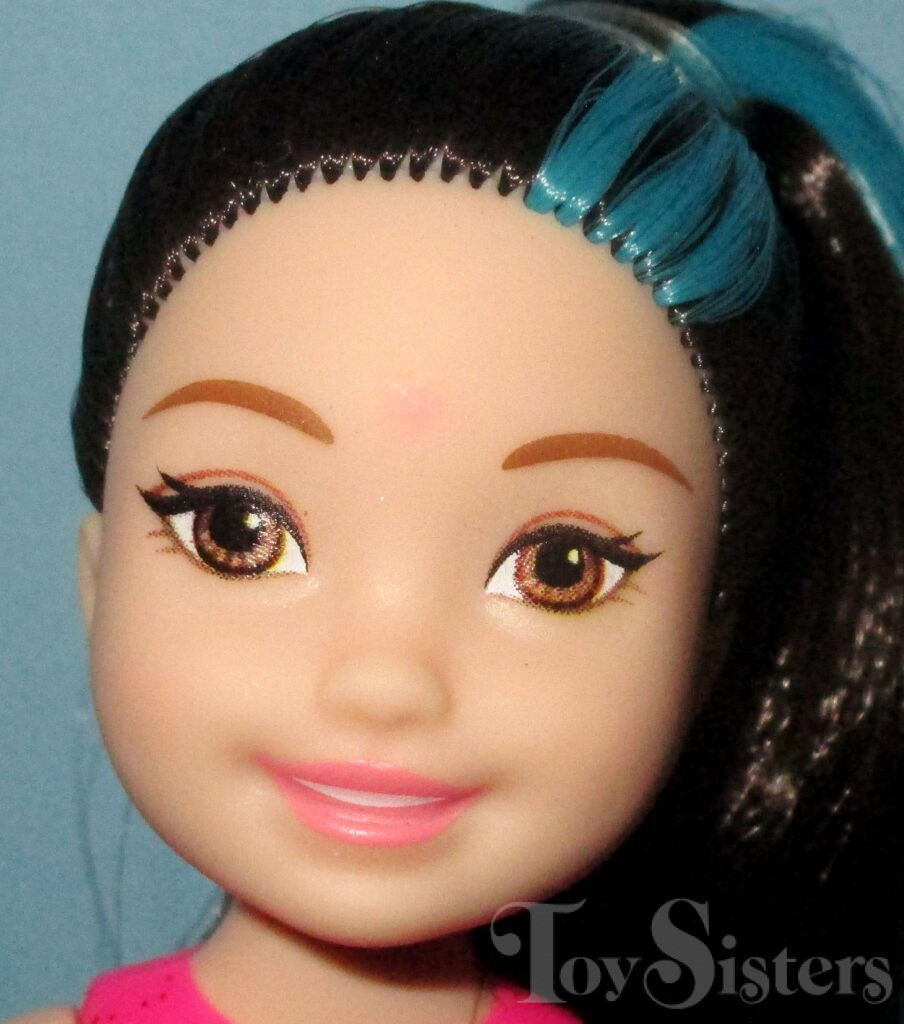 2021 Barbie Color Reveal Series 8 Party Series Chelsea Teal (GTT26