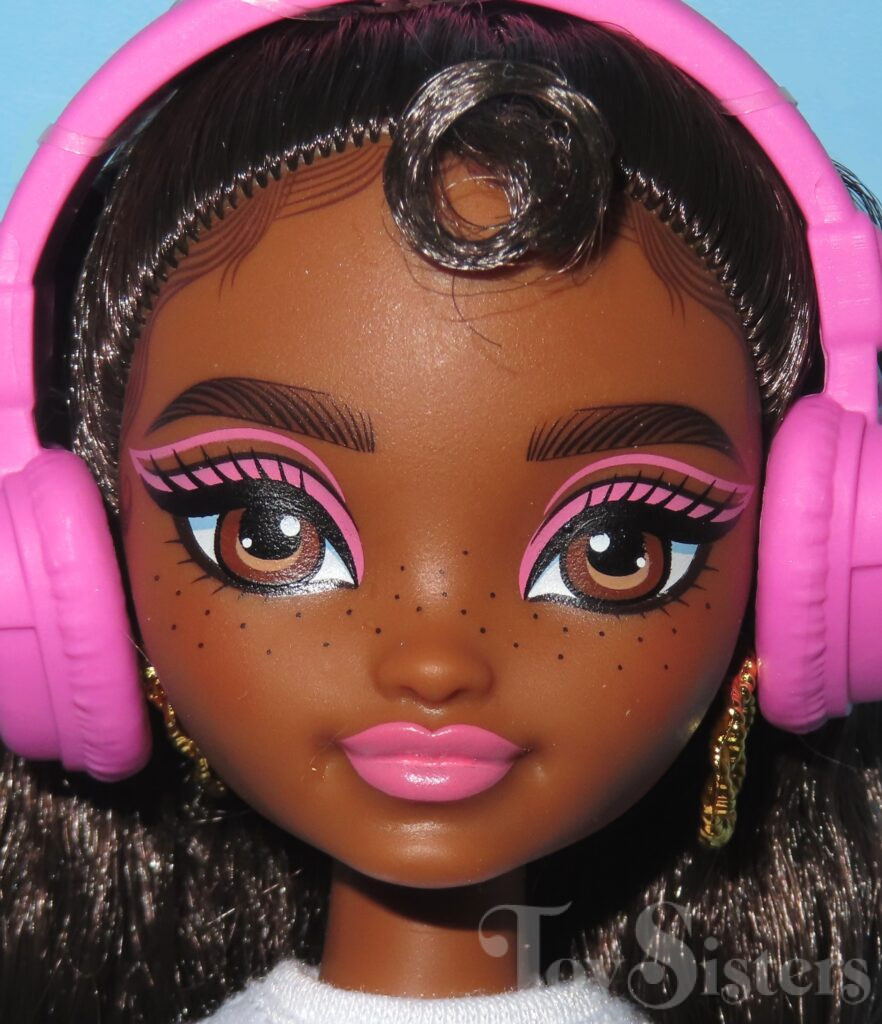 2025 Barbie Dream Besties Roller Skating Brooklyn (JFX97) - Toy